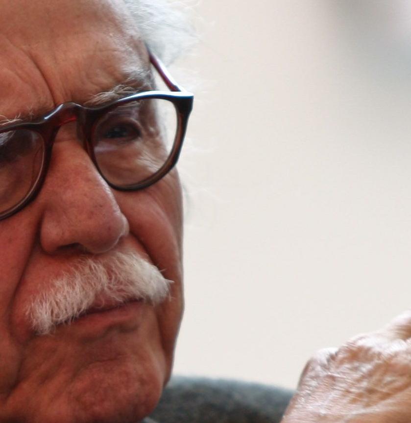 Murió a los 94 años Carlos Payán, fundador del periódico La Jornada