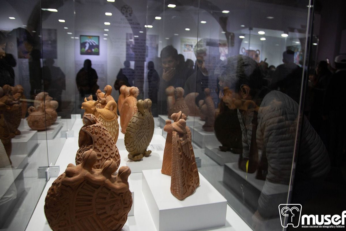 Una oda al padre de los 't'ilinchos', las extraordinarias miniaturas de  cerámica de Bolivia – La Crónica de Hoy México