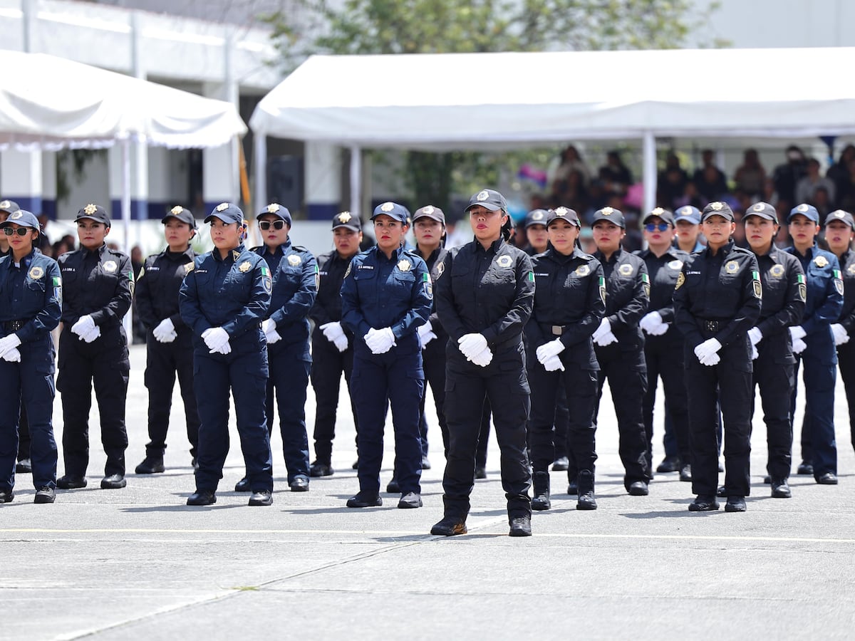 Se gradúan 426 policías de Proximidad y penitenciarios